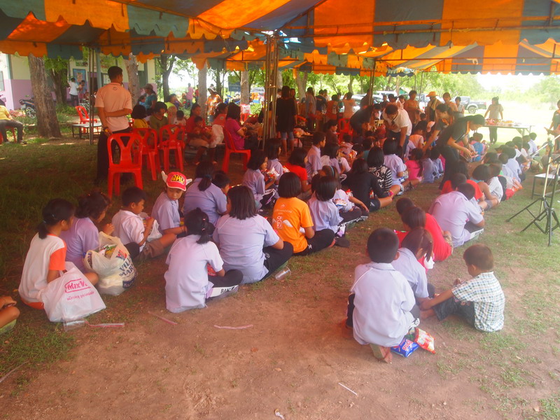 ชื่อ:  P5112156_resize.JPG
ครั้ง: 333
ขนาด:  196.9 กิโลไบต์