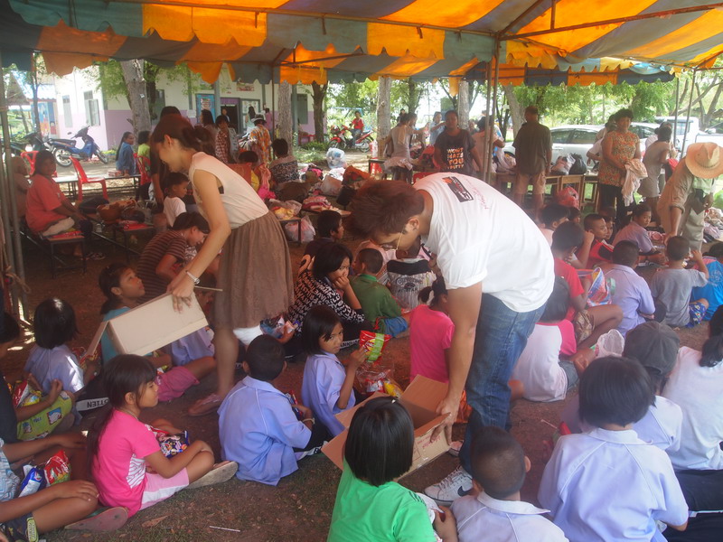 ชื่อ:  P5112160_resize.JPG
ครั้ง: 291
ขนาด:  192.4 กิโลไบต์