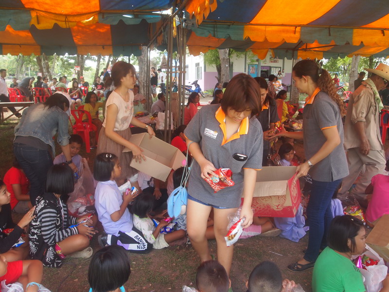 ชื่อ:  P5112165_resize.JPG
ครั้ง: 287
ขนาด:  191.0 กิโลไบต์