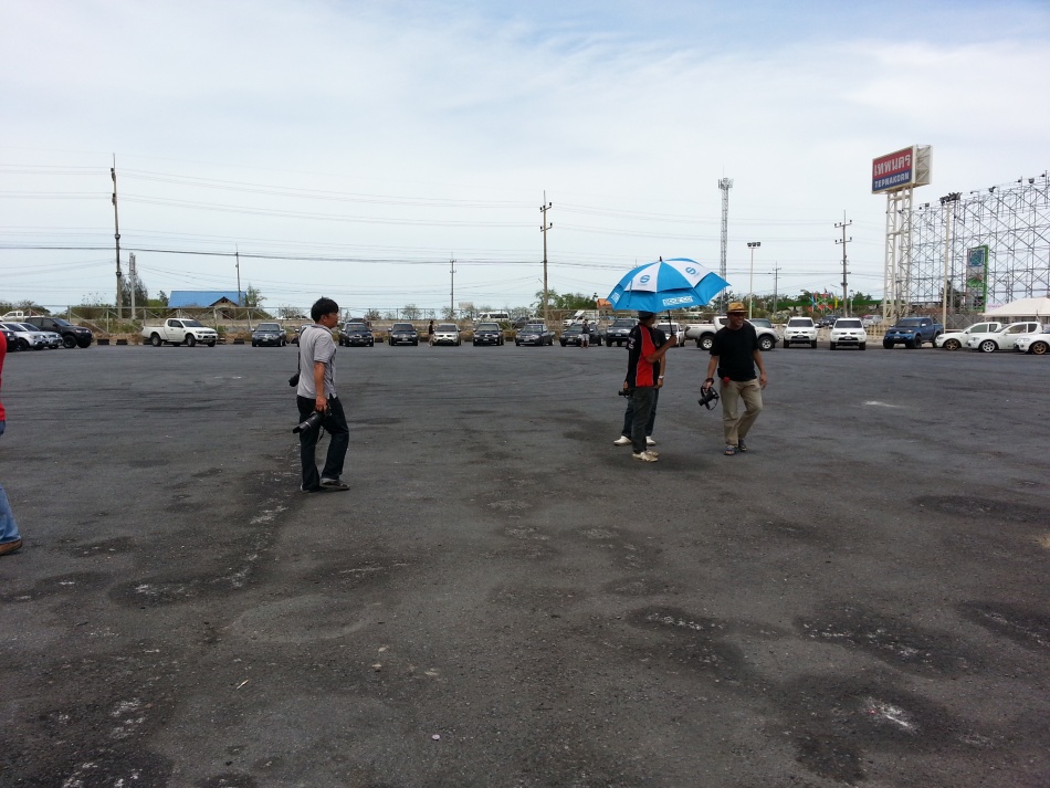 ชื่อ:  20130518_122336.jpg
ครั้ง: 400
ขนาด:  225.8 กิโลไบต์