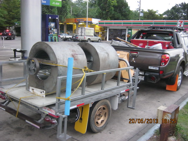 ชื่อ:  IMG_5704.JPG
ครั้ง: 1037
ขนาด:  140.5 กิโลไบต์