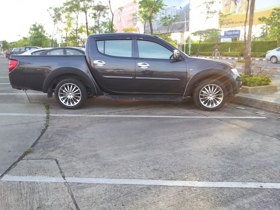 ชื่อ:  20130527_062727.jpg
ครั้ง: 2469
ขนาด:  312.4 กิโลไบต์