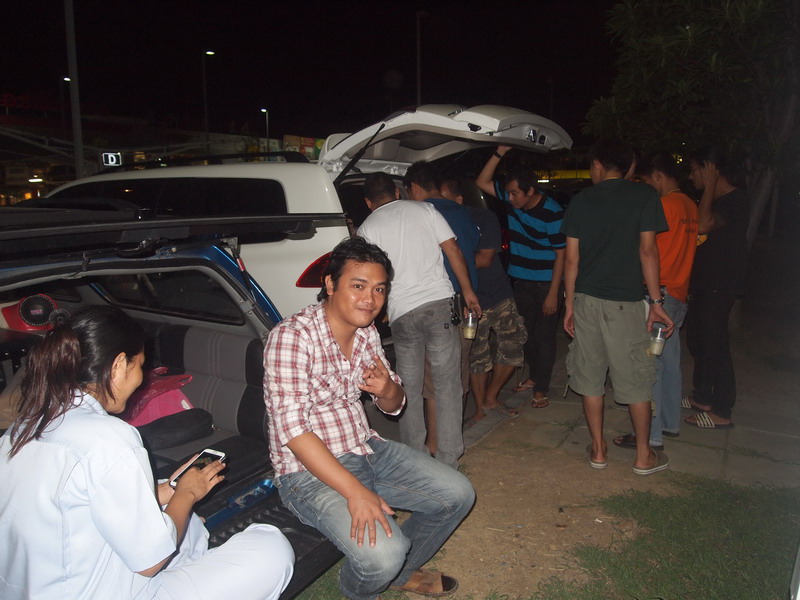 ชื่อ:  P6082240_resize.jpg
ครั้ง: 629
ขนาด:  137.2 กิโลไบต์