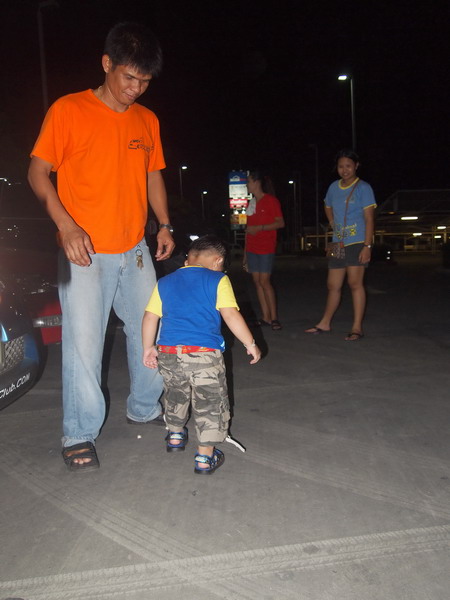 ชื่อ:  P6082256_resize.jpg
ครั้ง: 574
ขนาด:  74.9 กิโลไบต์
