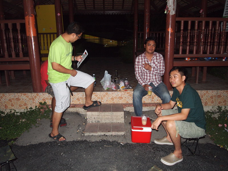 ชื่อ:  P6082264_resize.JPG
ครั้ง: 547
ขนาด:  185.7 กิโลไบต์