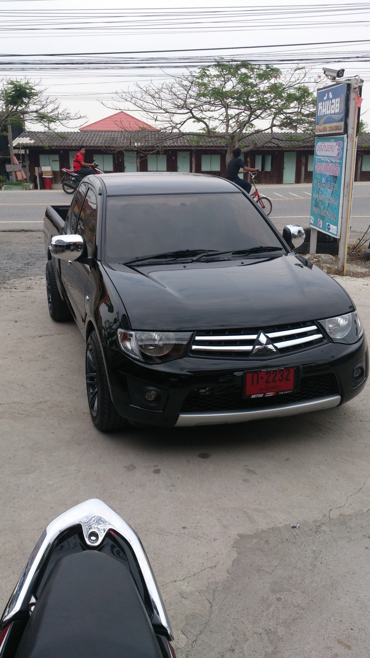 ชื่อ:  DSC_0038.jpg
ครั้ง: 2361
ขนาด:  357.8 กิโลไบต์