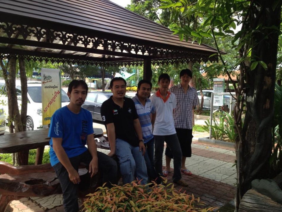 ชื่อ:  1017105_518716651510935_510262185_n.jpg
ครั้ง: 218
ขนาด:  283.2 กิโลไบต์