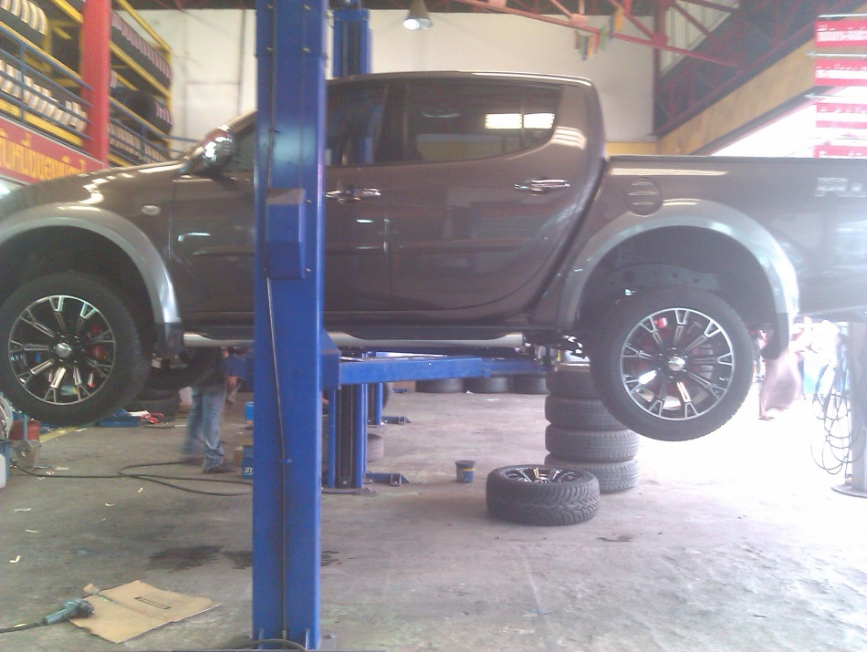 ชื่อ:  IMAG0043.jpg
ครั้ง: 712
ขนาด:  223.1 กิโลไบต์