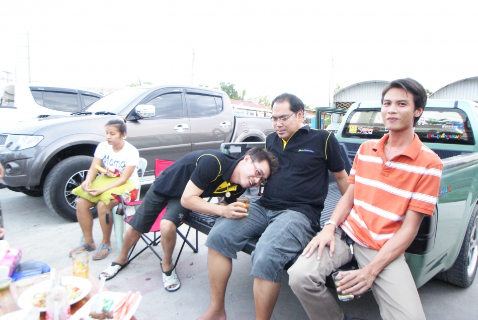 ชื่อ:  DSC09936.jpg
ครั้ง: 216
ขนาด:  192.1 กิโลไบต์