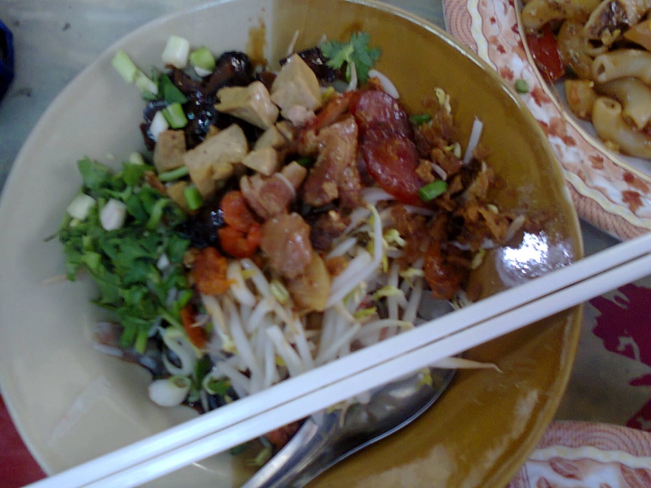 ชื่อ:  ก๋วยเตี๋ยวหลอ&#360.jpg
ครั้ง: 308
ขนาด:  211.7 กิโลไบต์