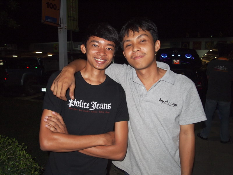 ชื่อ:  P8102338_resize.jpg
ครั้ง: 667
ขนาด:  119.6 กิโลไบต์