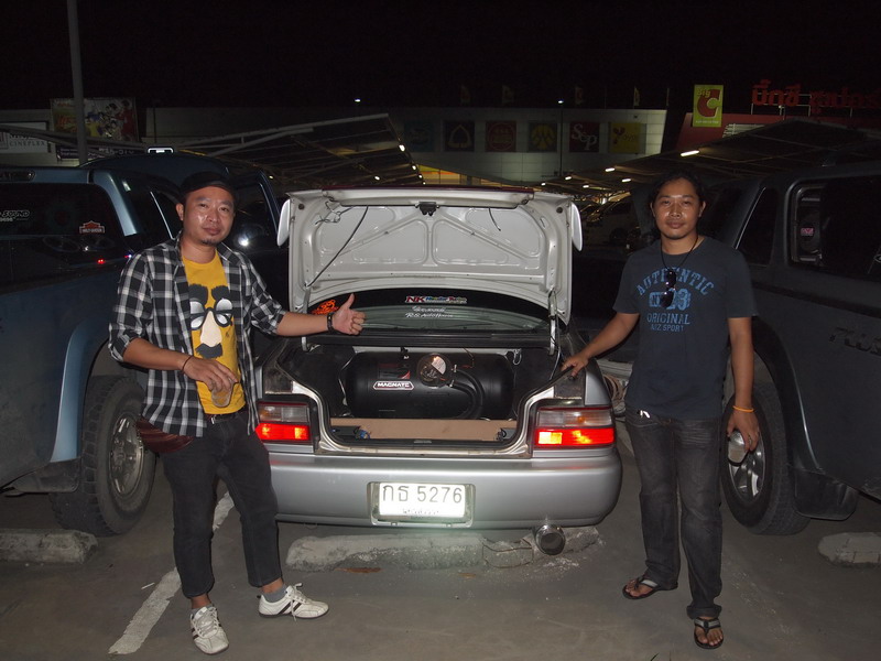 ชื่อ:  P8102350_resize.jpg
ครั้ง: 580
ขนาด:  130.9 กิโลไบต์