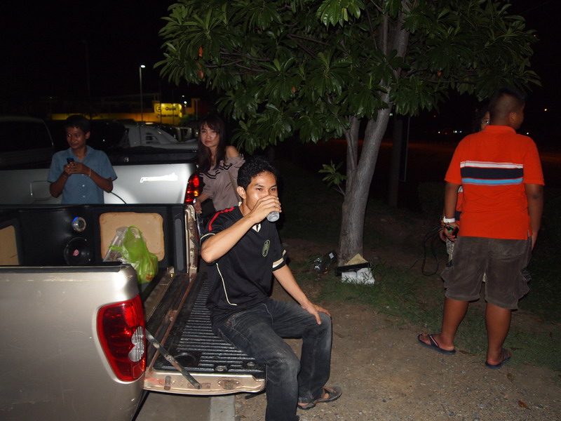 ชื่อ:  P8102352_resize.JPG
ครั้ง: 598
ขนาด:  141.9 กิโลไบต์