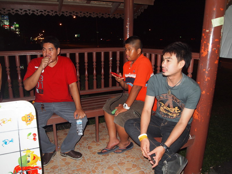 ชื่อ:  P8102356_resize.JPG
ครั้ง: 583
ขนาด:  165.8 กิโลไบต์