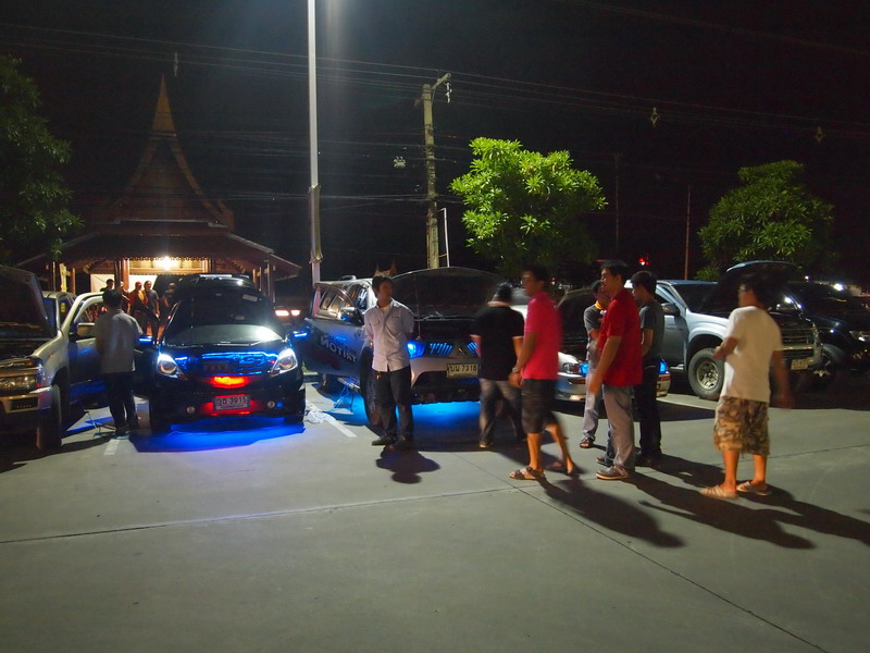 ชื่อ:  P8102372_resize.jpg
ครั้ง: 561
ขนาด:  137.3 กิโลไบต์