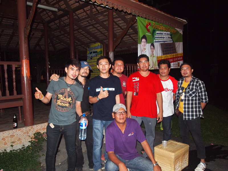 ชื่อ:  P8112395_resize.JPG
ครั้ง: 544
ขนาด:  172.6 กิโลไบต์