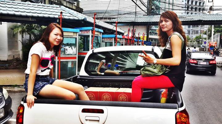 ชื่อ:  1010605_599050810128500_1387875386_n.jpg
ครั้ง: 450
ขนาด:  62.3 กิโลไบต์