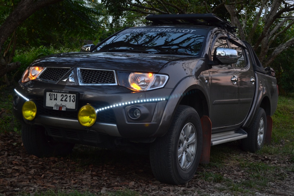 ชื่อ:  DSC_0208.jpg
ครั้ง: 224
ขนาด:  242.9 กิโลไบต์