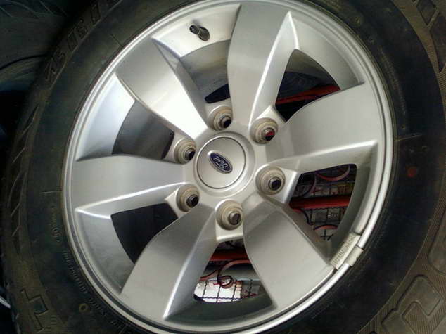 ชื่อ:  ล้อ Ford 16.jpg
ครั้ง: 8548
ขนาด:  32.3 กิโลไบต์