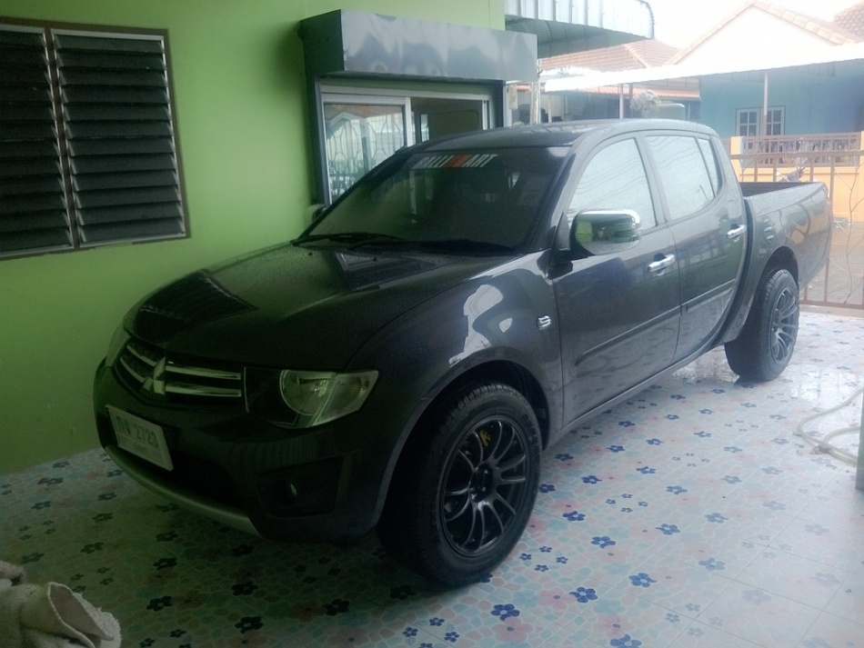 ชื่อ:  Camera360_2013_9_7_124037[1].jpg
ครั้ง: 2387
ขนาด:  194.3 กิโลไบต์