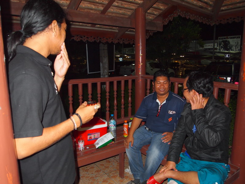 ชื่อ:  P9142591_resize.JPG
ครั้ง: 547
ขนาด:  153.2 กิโลไบต์