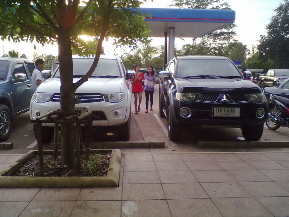 ชื่อ:  triton 01.jpg
ครั้ง: 1670
ขนาด:  241.9 กิโลไบต์