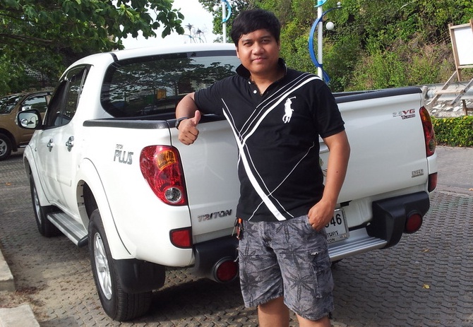 ชื่อ:  Pom_Triton.jpg
ครั้ง: 575
ขนาด:  145.1 กิโลไบต์