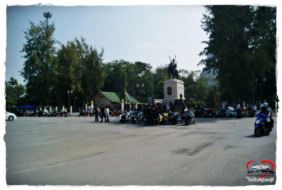ชื่อ:  DSC02705.jpg
ครั้ง: 191
ขนาด:  215.4 กิโลไบต์