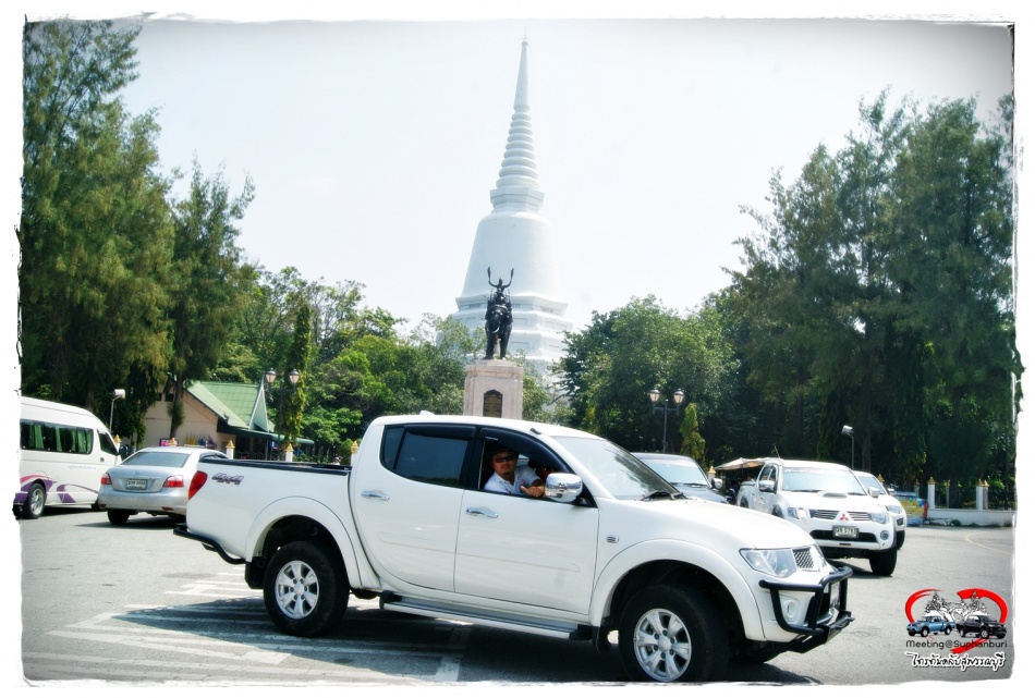 ชื่อ:  DSC02743.jpg
ครั้ง: 201
ขนาด:  225.3 กิโลไบต์