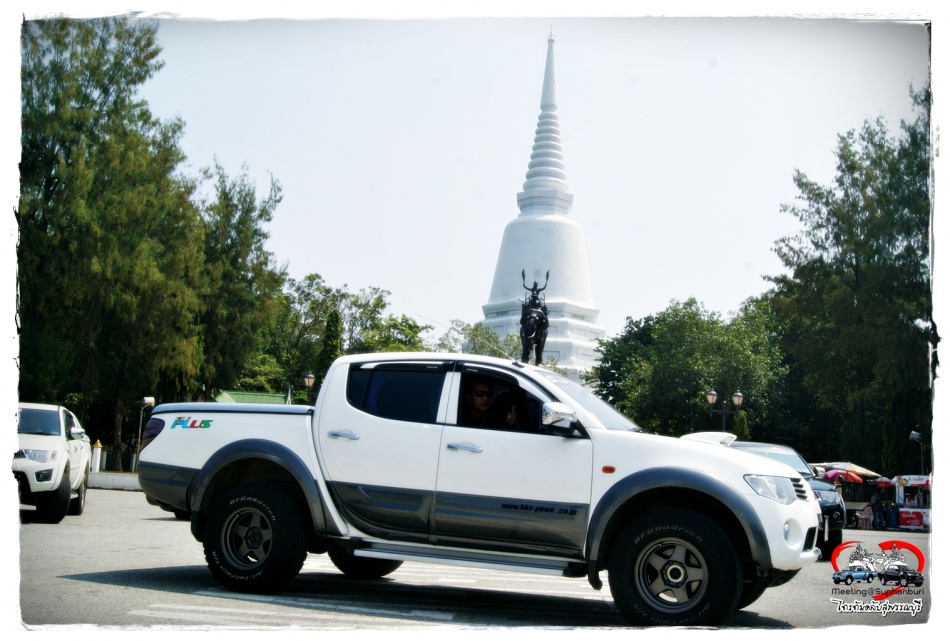ชื่อ:  DSC02755.jpg
ครั้ง: 194
ขนาด:  204.4 กิโลไบต์