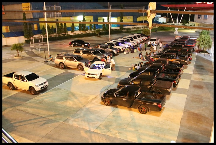 ชื่อ:  IMG_4281.JPG
ครั้ง: 388
ขนาด:  172.3 กิโลไบต์