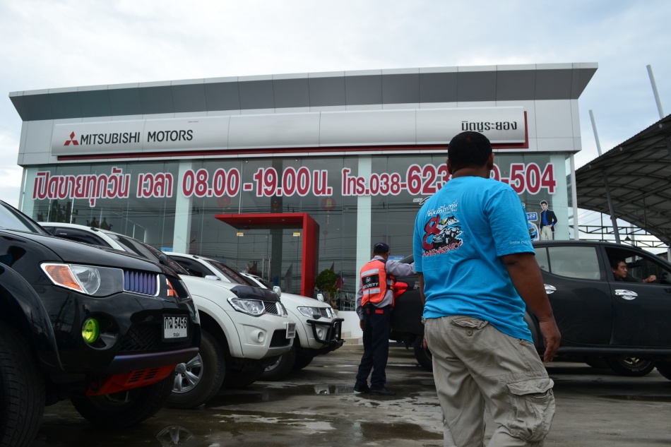 ชื่อ:  DSC_3296.jpg
ครั้ง: 745
ขนาด:  187.8 กิโลไบต์