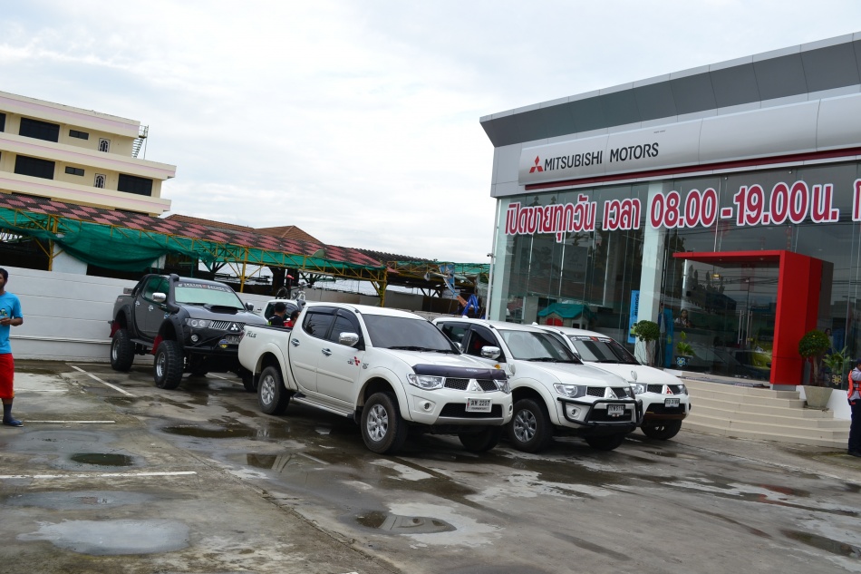 ชื่อ:  DSC_3292.jpg
ครั้ง: 729
ขนาด:  213.1 กิโลไบต์
