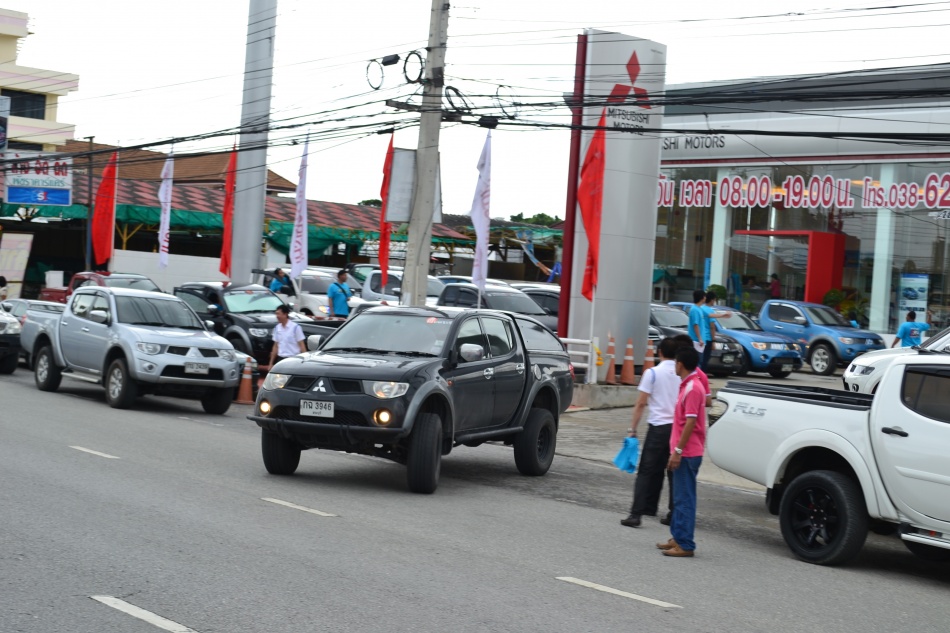 ชื่อ:  DSC_3363.jpg
ครั้ง: 631
ขนาด:  219.4 กิโลไบต์