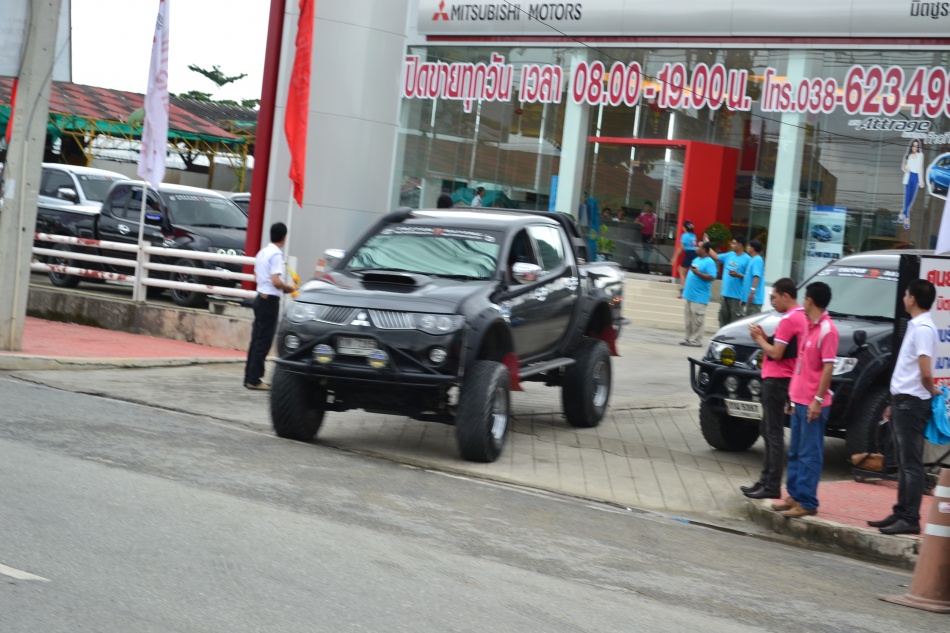 ชื่อ:  DSC_3381.jpg
ครั้ง: 607
ขนาด:  225.2 กิโลไบต์