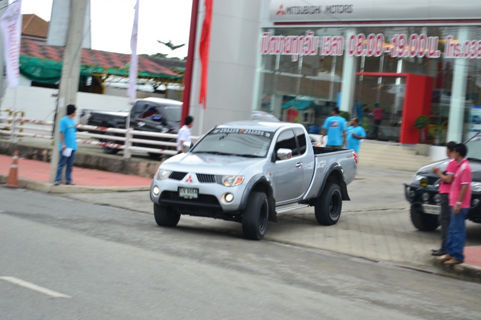 ชื่อ:  DSC_3385.jpg
ครั้ง: 609
ขนาด:  177.6 กิโลไบต์