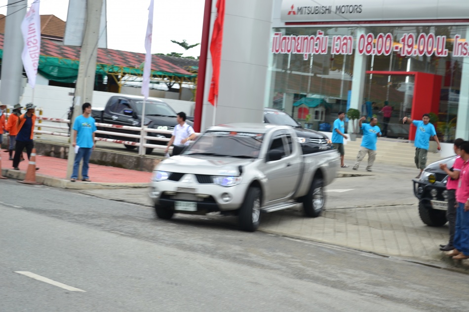 ชื่อ:  DSC_3386.jpg
ครั้ง: 604
ขนาด:  200.8 กิโลไบต์