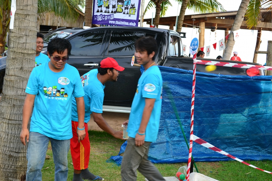 ชื่อ:  DSC_3458.jpg
ครั้ง: 560
ขนาด:  309.9 กิโลไบต์