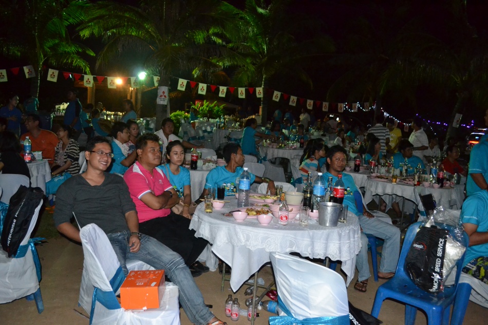 ชื่อ:  DSC_3577.jpg
ครั้ง: 477
ขนาด:  238.7 กิโลไบต์