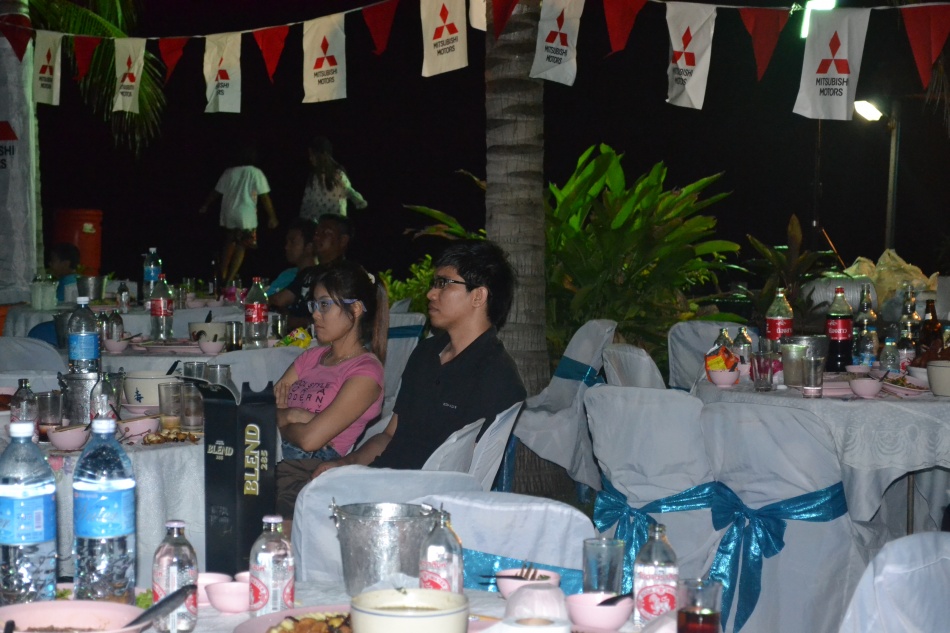 ชื่อ:  DSC_3589.jpg
ครั้ง: 469
ขนาด:  206.0 กิโลไบต์