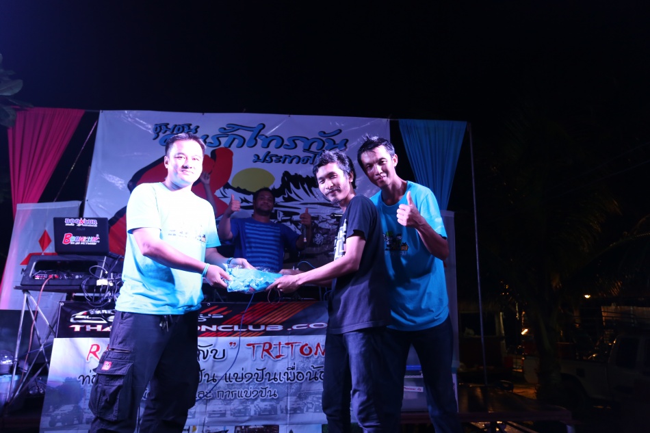 ชื่อ:  8th Anniversary ThaiTritonClub 2013(383).jpg
ครั้ง: 371
ขนาด:  165.6 กิโลไบต์