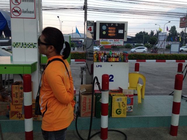 ชื่อ:  IMG_1140.JPG
ครั้ง: 1441
ขนาด:  144.2 กิโลไบต์