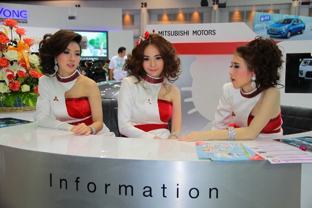 ชื่อ:  IMG_0060 (640x427).jpg
ครั้ง: 382
ขนาด:  183.7 กิโลไบต์
