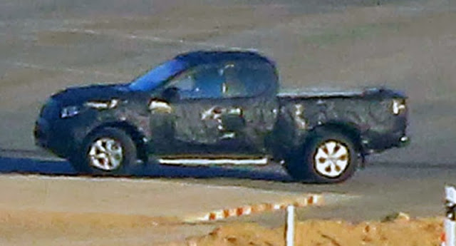 ชื่อ:  2013_12_09_Mitsubishi_L200_Triton_2_zoom_副本.jpg
ครั้ง: 804
ขนาด:  40.5 กิโลไบต์