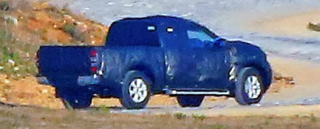 ชื่อ:  2013_12_09_Mitsubishi_L200_Triton_3_zoom_副本.jpg
ครั้ง: 860
ขนาด:  39.2 กิโลไบต์
