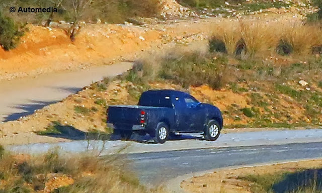 ชื่อ:  2013_12_09_Mitsubishi_L200_Triton_4_副本.jpg
ครั้ง: 811
ขนาด:  79.3 กิโลไบต์