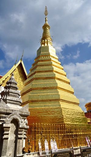ชื่อ:  DSC_5483.jpg
ครั้ง: 1707
ขนาด:  178.4 กิโลไบต์