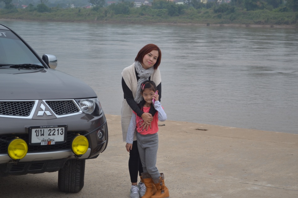 ชื่อ:  DSC_0974.jpg
ครั้ง: 442
ขนาด:  159.5 กิโลไบต์