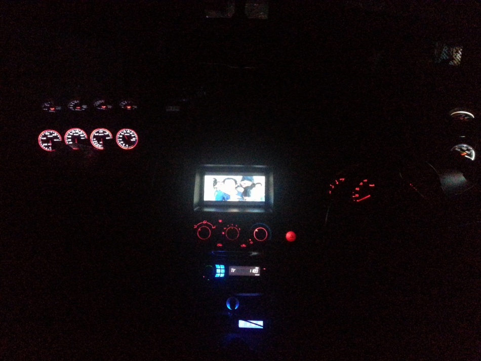 ชื่อ:  20131128_231104.jpg
ครั้ง: 662
ขนาด:  178.0 กิโลไบต์