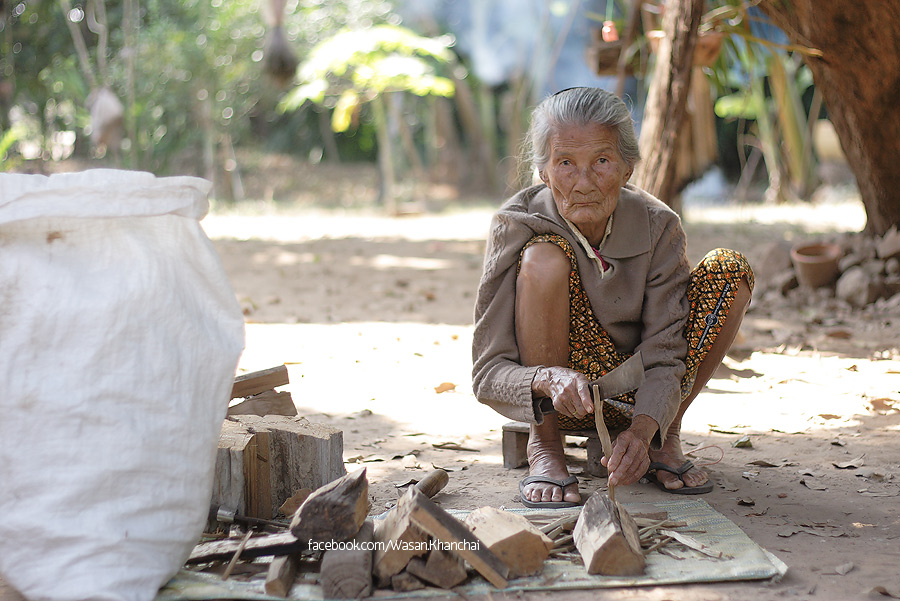 ชื่อ:  IMG_00082.jpg
ครั้ง: 611
ขนาด:  198.4 กิโลไบต์